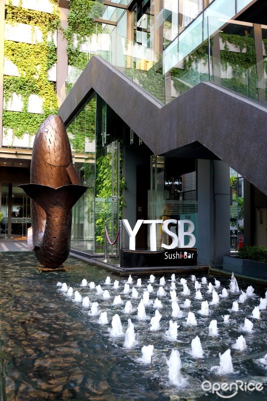 ตึก YTSB ที่ตั้งร้าน Yellow Tail Sushi Bar