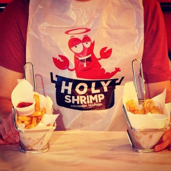 รวมร้านกุ้งผัดซอสอร่อยจนต้องเลียนิ้ว ร้าน Holy Shrimp ตลาดนัดรถไฟรัชดา