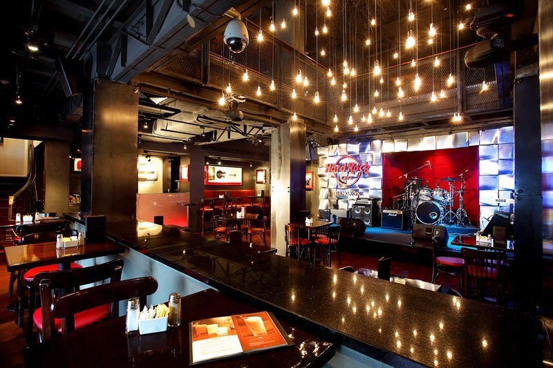 Hard Rock Cafe ปาร์ตี้วันเกิด ปาร์ตี้สละโสด Staff Party งานเลี้ยงปีใหม่ งานเลี้ยงรับปริญญา งานเปิดตัวสินค้า การประชุมของบริษัท 