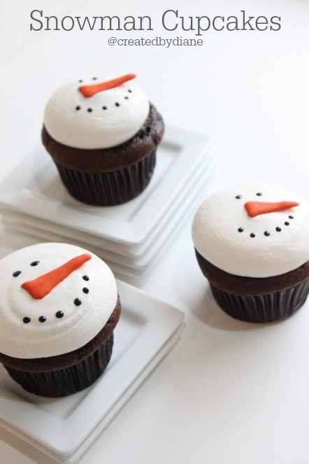 ไอเดียคริสต์มาส 2015 เครื่องดื่มคริสต์มาส ขนมคริสต์มาส Christmas Ideas Snowman Cupcakes