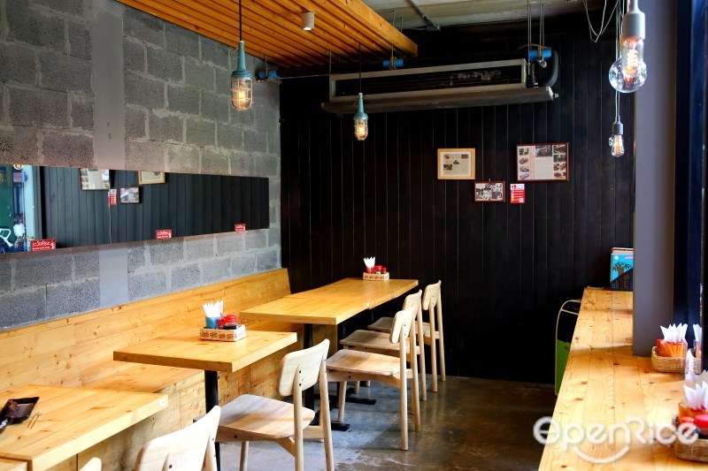 Teru Aki Japanese Restaurant ที่ Aree Garden ซอยอารีย์สัมพันธ์ 11 ร้านอาหาร Yakitori และ Donburi