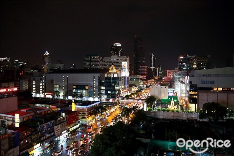 รวมร้าน Rooftop ดูพลุ และเคาท์ดาวน์สู่ปี 2016 ไปด้วยกัน! Bar 9, Rooftop at Hotel Novotel Bangkok Platinum