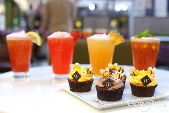 สดชื่นไปกับ Tea Mocktail และ Bumble Bee Cupcake สุดคิวท์ 2 เมนูใหม่เก๋ไก๋จาก Simply W 