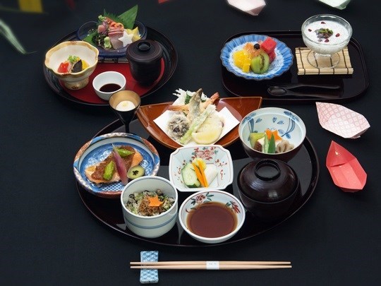 ห้องอาหารญี่ปุ่นยามาซาโตะ วันทานาบาตะ