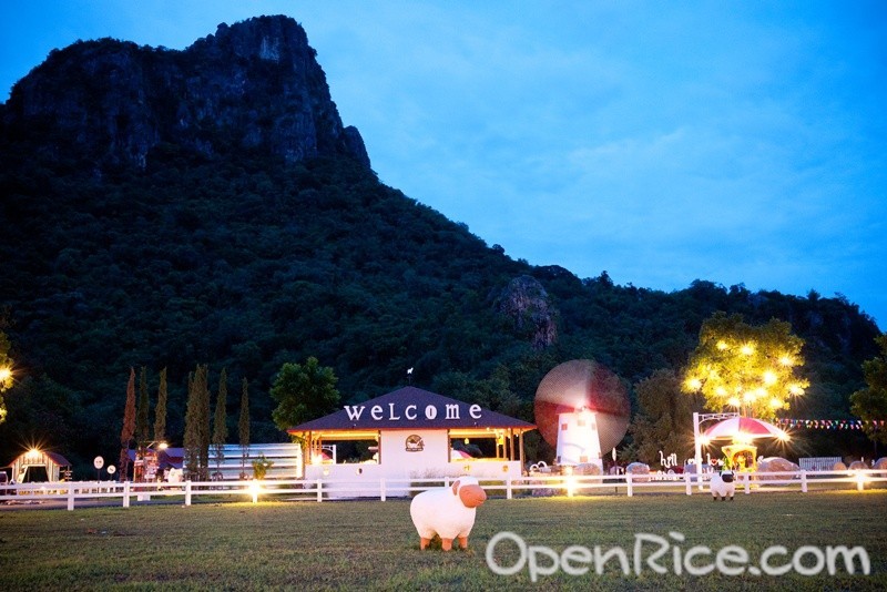 Swiss Sheep Farm ลัคกี้ซีฟู้ด 2